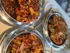 -凤凰路何眼镜香辣蟹(花果园店)