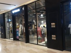 -杭州滨江宝龙城