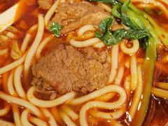 招牌红煨牛腩粉-鑫花溪牛肉米粉(苏州中心店)