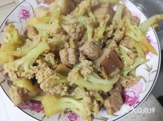 七少带你学做饭|清凉一夏，花菜炒肉