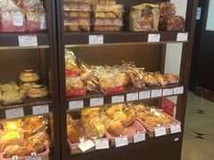 双层奶油蛋糕-红宝石·鲜奶小方·海派西点房(南丹店)