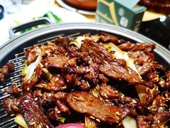 -八府香鸭·啫啫煲(华山路店)