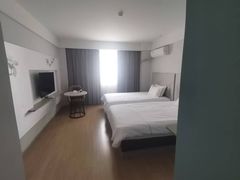 -白玉兰苏州观前街平江路酒店