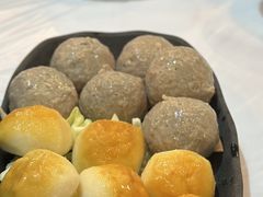 -鲜入围煮花胶鸡海鲜火锅