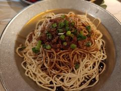 凉面-巴厘龙虾·榜首油焖大虾(音乐学院·沿江酒馆店)