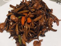 茶树菇猪颈肉-阿英煲(凉城路店)