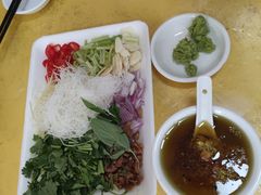 -官塘陈记鱼生·潮汕砂锅粥·牛肉火锅(潮枫路总店)