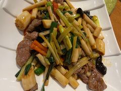 -东馆和天下特色餐饮(工农店)