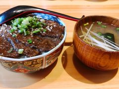 特级牛小排盖饭-兆治日本料理(华府世家店)