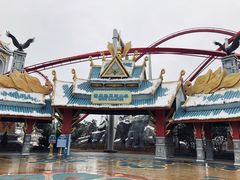 -七彩云南欢乐世界