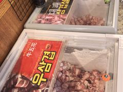 -江南猪肉商会无限续吃(弘大店)