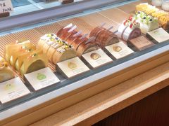 面包甜点陈列柜-奈诺甜品·生日蛋糕·下午茶(古城店)