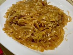 肉炒酸菜粉-京滨饭店·餐厅(阜外大街店)
