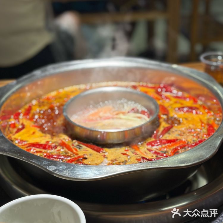 夏天就应该开着空调吃火锅!
