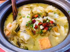 -周鱼小馆石锅酸菜鱼(活力汇店)