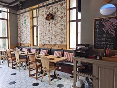 -LENBACH兰巴赫西餐啤酒坊(大连东港店)