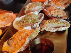 -何师烧烤Pro ·江湖川菜·小龙虾·精酿啤酒(太古里旗舰店)