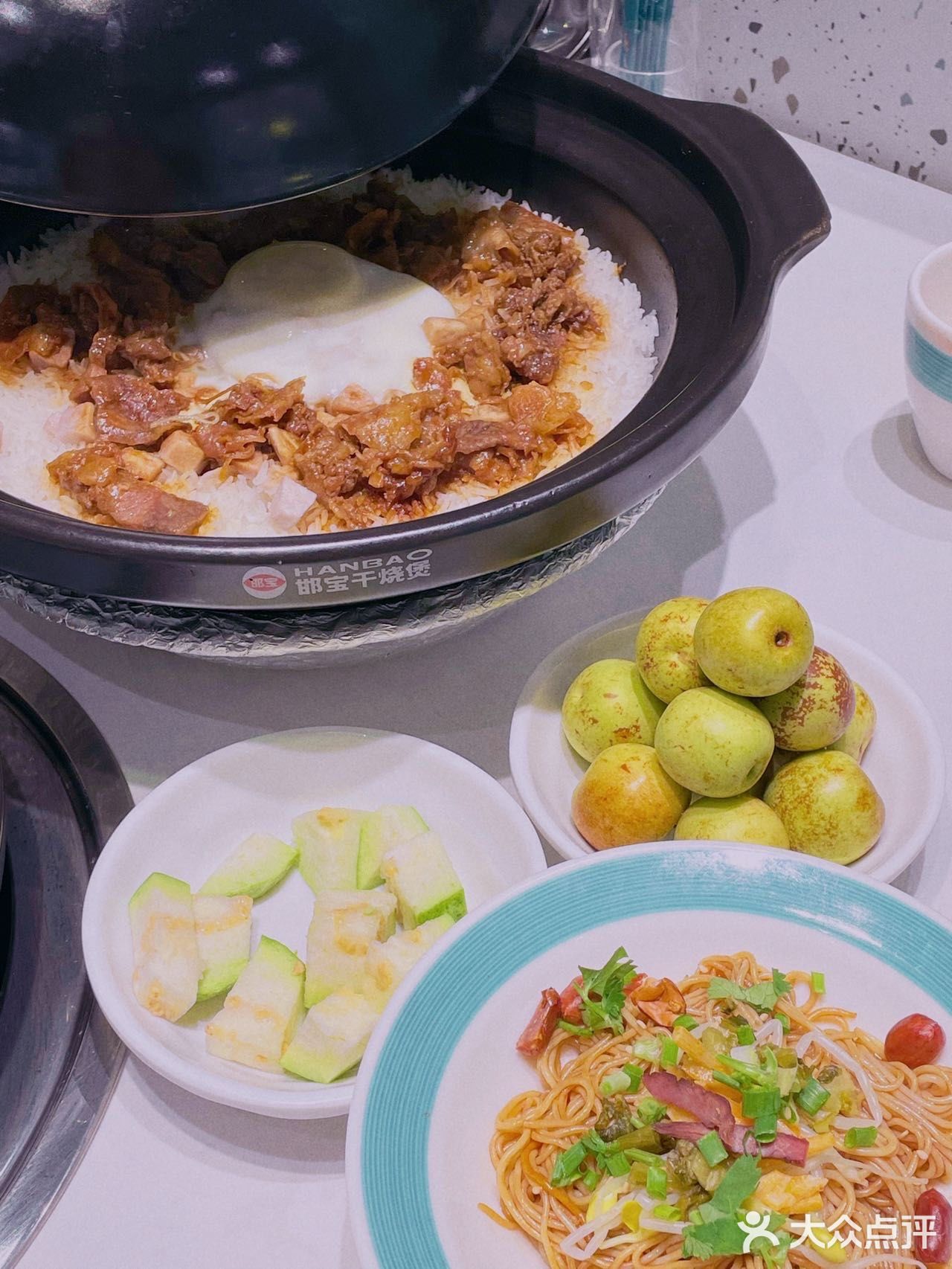 真的是用椰子水作为汤底的