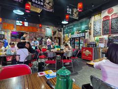 -蚝堡海鲜·威海菜·海肠捞饭·烧烤·亚洲吃蚝公司(幸福门店)