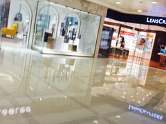 -LensCrafters亮视点·OAKLEY精选(静安嘉里中心店)