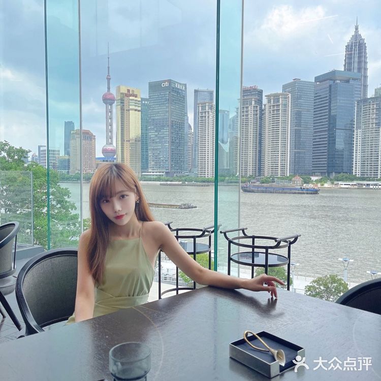 外滩高颜值约会餐厅|初筵