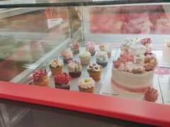 杯子蛋糕-BONCAKE裱花蛋糕(万象汇店)