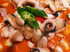 思茅酸汤鱼片-老滇山寨•云南特色菜•地方菜•民族风情歌舞表演(金碧店)