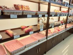-红宝石·鲜奶小方·海派西点房(南翔店)