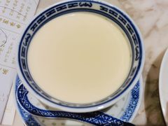 老香港鲜奶冻-香港百合居(LCM置汇旭辉广场店)