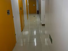 -安东易迷你自助仓储寄存仓库(草桥店)