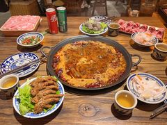 -旧街市鲜货老火锅(大光路店)