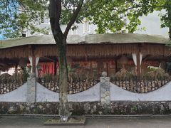 -二厨·吊桥小院·脆皮烧鸡公·本地农家菜(沿江西路店)