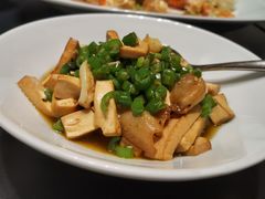 -忆江南·临江鱼馆