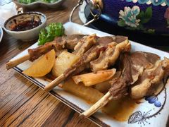 -毛辣果·贵州红酸汤牛肉火锅(西单店)