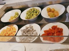 -筠咖啡西餐厅(上海国展宝龙丽筠酒店)