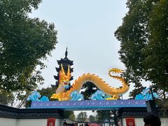 -龙华寺
