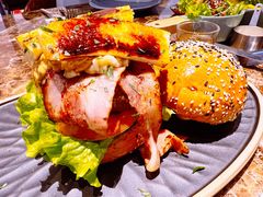 猫王汉堡-Let'sBURGERplus·非常创意汉堡(三里屯店)