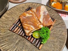 -草家酱蟹炭火烤肉店(珲春南路一店)