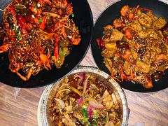 -巴厘龙虾·榜首油焖大虾(音乐学院·沿江酒馆店)
