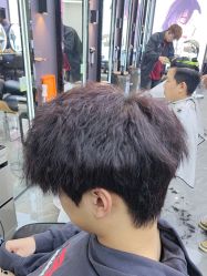 -藤野造型烫染·漂发