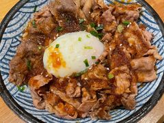 谷饲牛寿喜烧肉饭-沼津港渔市(宏伊国际广场店)