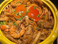 -多嘴超级肉蟹煲(杉杉国潮主题店)
