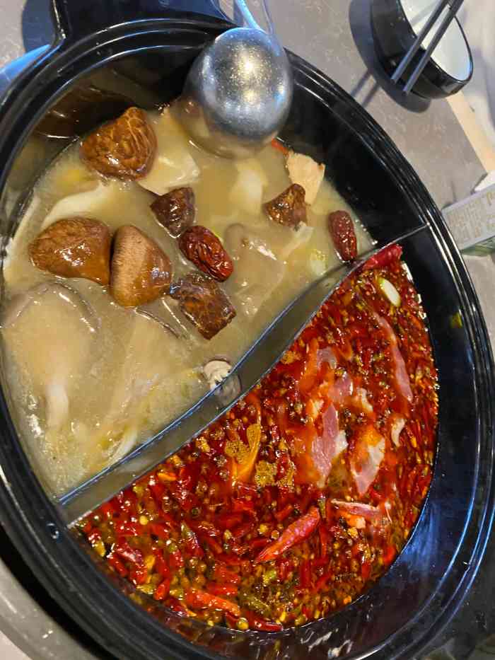 神筋·牛筋米捞火锅自助餐(同学广场店)-"店铺整体看起来不大,可能