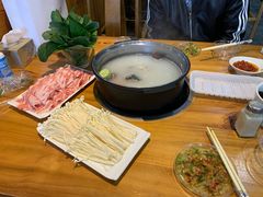-风情丽江斑鱼火锅(孙家沟西南路80号店)