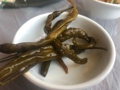 -金卯白肉罩火烧