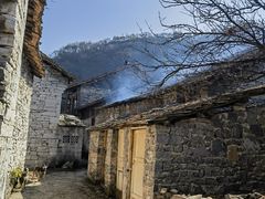 -高荡千年布依古寨旅游景区