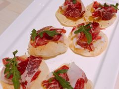 -LENBACH兰巴赫西餐啤酒坊(大连东港店)