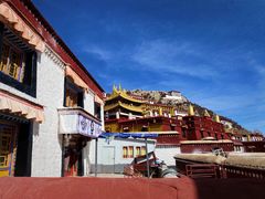 -甘丹寺