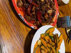 -柴窝堡22号辣子鸡·传承新疆菜