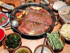 -周小明火锅(黑金冠社区店)